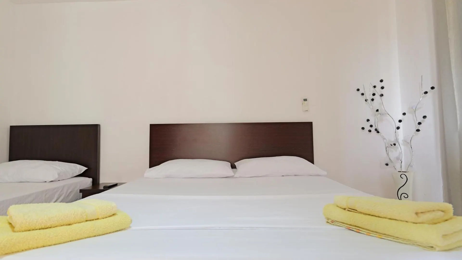 דירה קסאמיל Brahimi Guest House